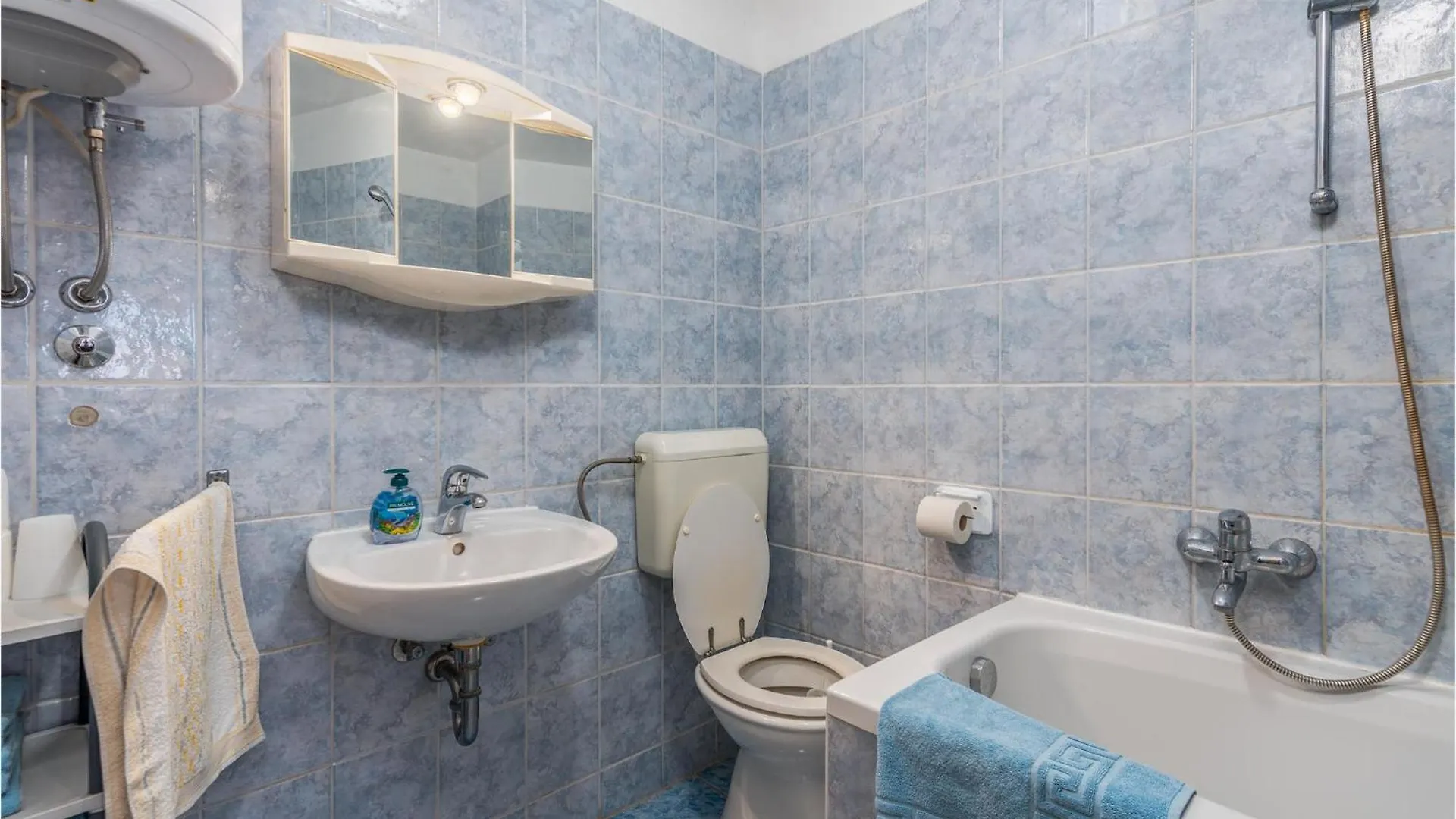 2 Bedroom Amazing Apartment In Pinezici  Pinezići